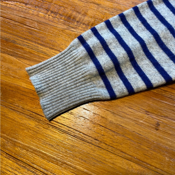 DEMYLEE boatneck, cashmere, striped sweater. Size Sm. - Picture 4 of 11